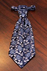 Plastron in jacquard silk with blue and gray floral pattern