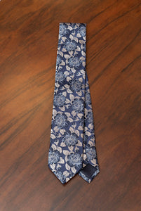Cravatta in seta jaquard fantasia a fiori blu e grigio