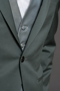 Sage green 130's fabric half-tight, peak lapel