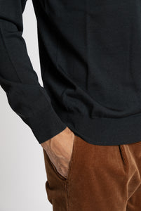 Super Fine Royal Merino Wool Cream Turtleneck