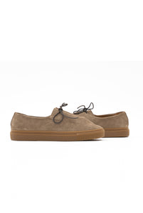 Sneakers in Beige Suede