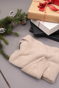 Crewneck sweater in Cream Buttoned Cashmere Wool