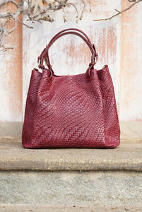 Marta medium bag in burgundy woven print leather
