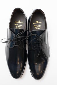 Scarpa derby in vitello spazzolato lucido nero